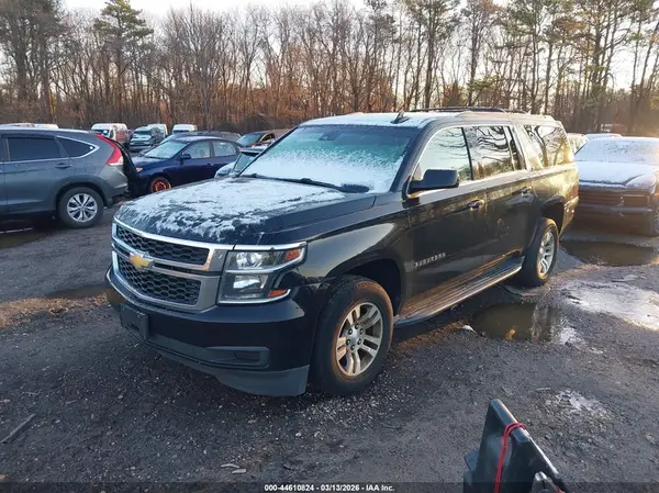 1GNSKHKC0HR175775 2017 CHEVROLET SUBURBAN - Image 2