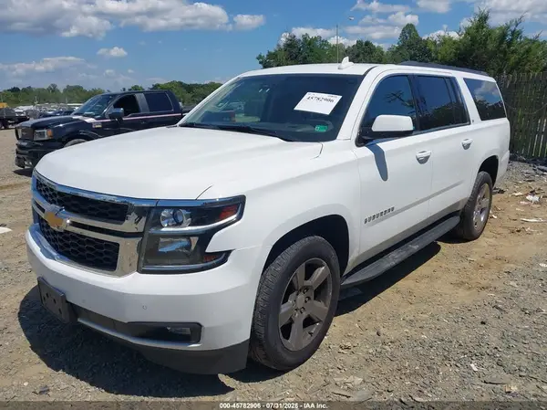 1GNSKHKC0HR271311 2017 CHEVROLET SUBURBAN - Image 2