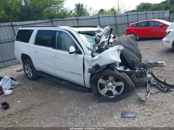1GNSKHKC0HR401037 2017 CHEVROLET SUBURBAN - Image 1