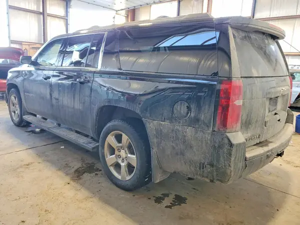 1GNSKHKC0JR111175 2018 CHEVROLET SUBURBAN - Image 2