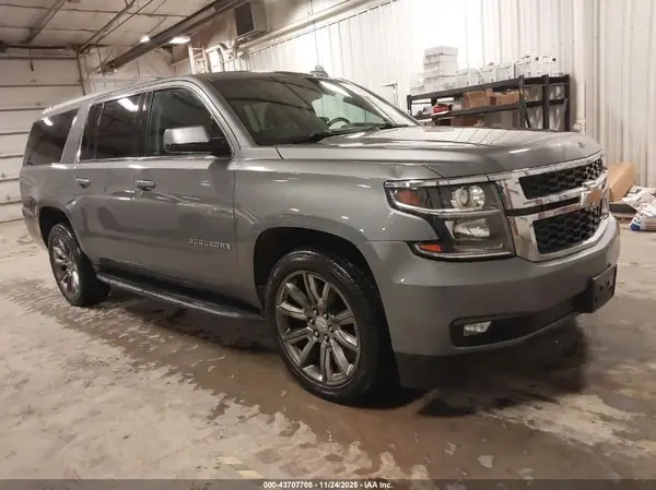 1GNSKHKC0JR127425 2018 CHEVROLET SUBURBAN - Image 1