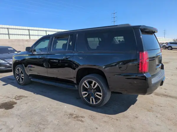 1GNSKHKC0JR347471 2018 CHEVROLET SUBURBAN - Image 2