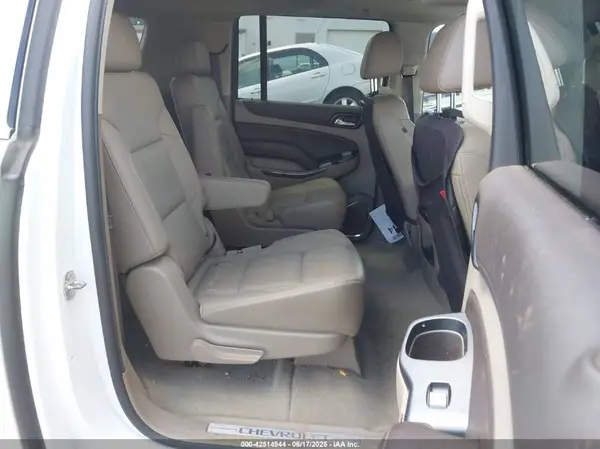 1GNSKHKC0JR397772 2018 CHEVROLET SUBURBAN - Image 8