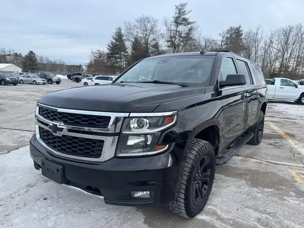 1GNSKHKC0JR401240 2018 CHEVROLET SUBURBAN - Image 2