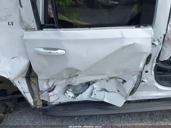 1GNSKHKC0KR118046 2019 CHEVROLET SUBURBAN - Image 8