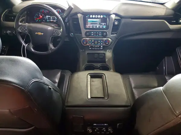 1GNSKHKC0KR123554 2019 CHEVROLET SUBURBAN - Image 8