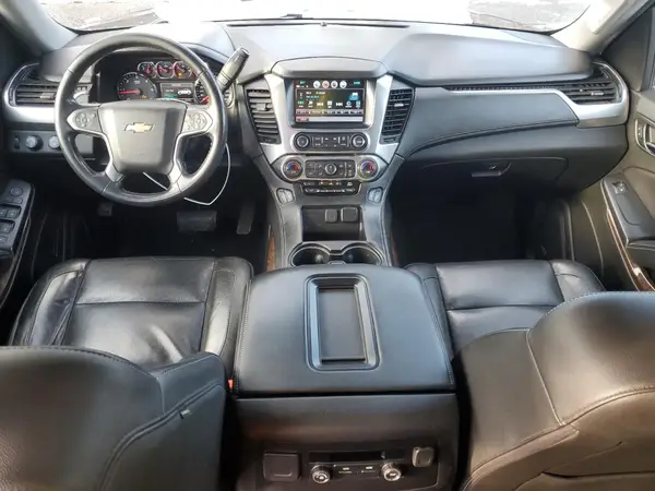 1GNSKHKC0KR186864 2019 CHEVROLET SUBURBAN - Image 8