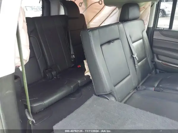1GNSKHKC0KR205221 2019 CHEVROLET SUBURBAN - Image 8
