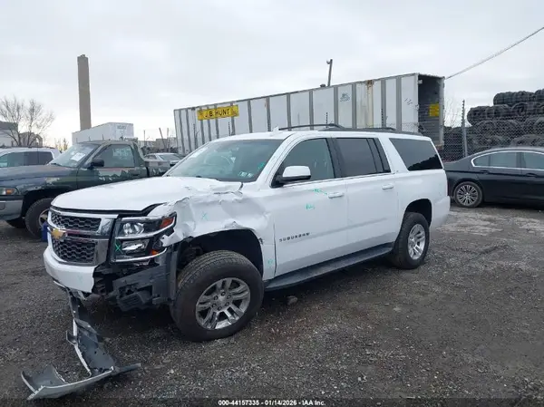 1GNSKHKC0KR206031 2019 CHEVROLET SUBURBAN - Image 2