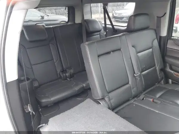 1GNSKHKC0KR206031 2019 CHEVROLET SUBURBAN - Image 8
