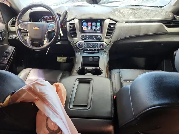 1GNSKHKC0KR209592 2019 CHEVROLET SUBURBAN - Image 8
