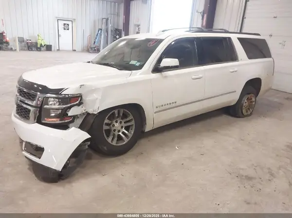 1GNSKHKC1GR109248 2016 CHEVROLET SUBURBAN - Image 2