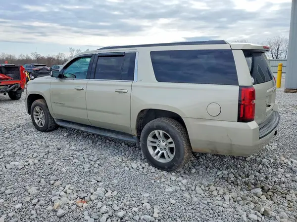 1GNSKHKC1GR444834 2016 CHEVROLET SUBURBAN - Image 2