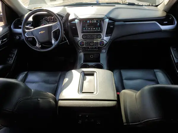 1GNSKHKC1HR121403 2017 CHEVROLET SUBURBAN - Image 8
