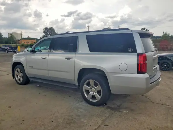 1GNSKHKC1HR139271 2017 CHEVROLET SUBURBAN - Image 2