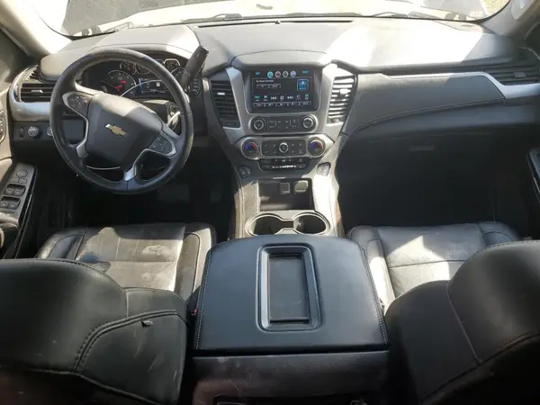 1GNSKHKC1HR208296 2017 CHEVROLET SUBURBAN - Image 8