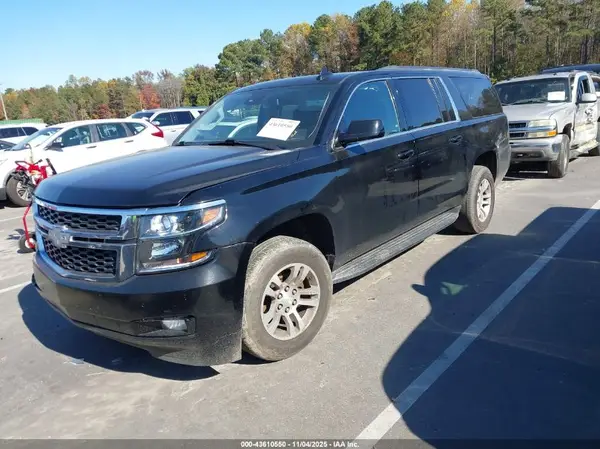 1GNSKHKC1HR277957 2017 CHEVROLET SUBURBAN - Image 2