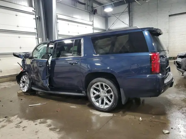 1GNSKHKC1HR282902 2017 CHEVROLET SUBURBAN - Image 2