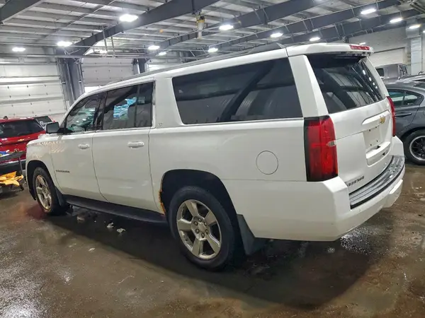 1GNSKHKC1HR301755 2017 CHEVROLET SUBURBAN - Image 2