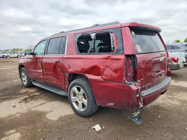 1GNSKHKC1HR323903 2017 CHEVROLET SUBURBAN - Image 2