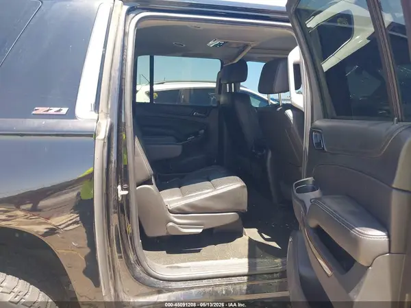 1GNSKHKC1HR341351 2017 CHEVROLET SUBURBAN - Image 8