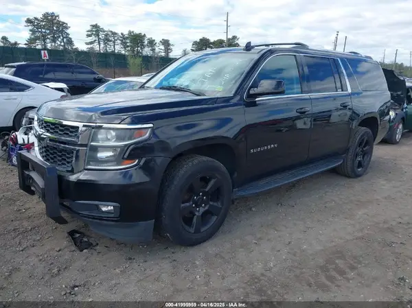 1GNSKHKC1HR354293 2017 CHEVROLET SUBURBAN - Image 2