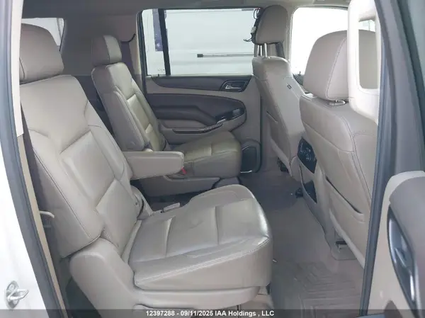1GNSKHKC1HR358148 2017 CHEVROLET SUBURBAN - Image 8