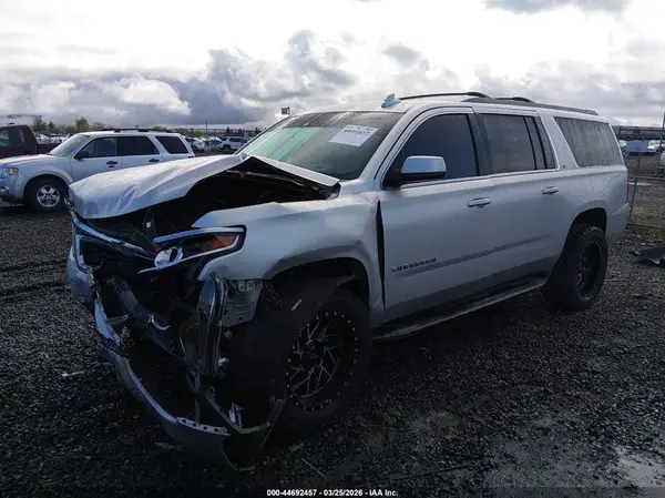 1GNSKHKC1HR361891 2017 CHEVROLET SUBURBAN - Image 2