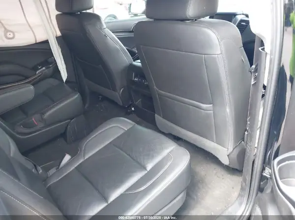 1GNSKHKC1HR373538 2017 CHEVROLET SUBURBAN - Image 8
