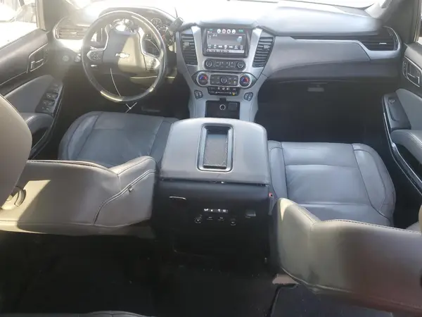 1GNSKHKC1JR105563 2018 CHEVROLET SUBURBAN - Image 8