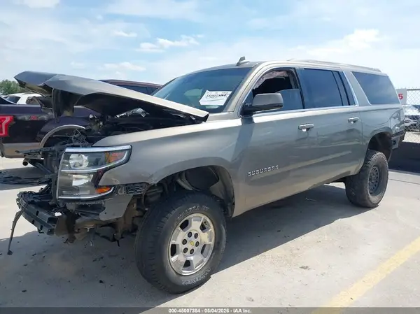 1GNSKHKC1JR167495 2018 CHEVROLET SUBURBAN - Image 2