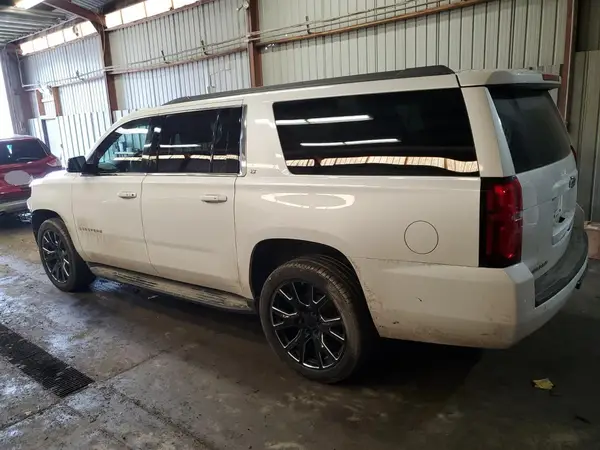 1GNSKHKC1JR285823 2018 CHEVROLET SUBURBAN - Image 2