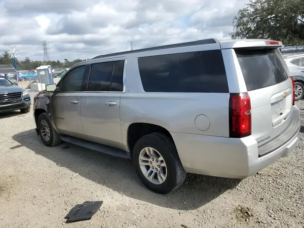 1GNSKHKC1JR304841 2018 CHEVROLET SUBURBAN - Image 2