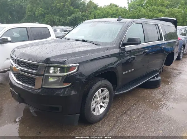 1GNSKHKC1JR368491 2018 CHEVROLET SUBURBAN - Image 2