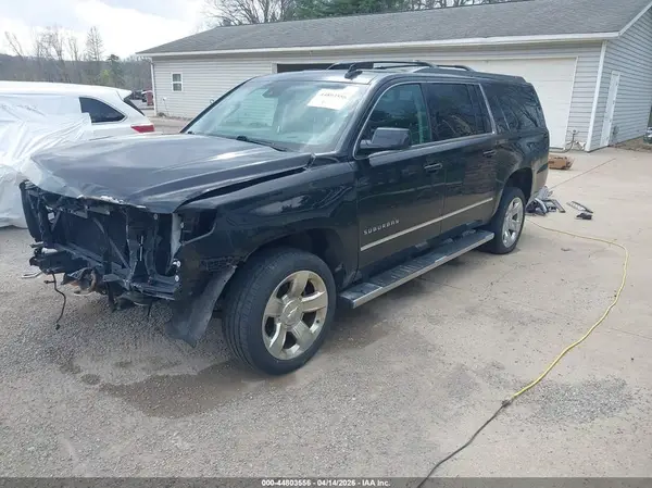 1GNSKHKC1KR102891 2019 CHEVROLET SUBURBAN - Image 2