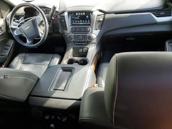 1GNSKHKC1KR184802 2019 CHEVROLET SUBURBAN - Image 8