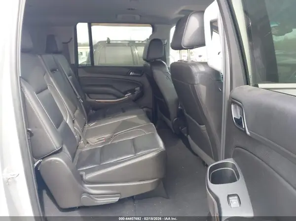 1GNSKHKC1KR217877 2019 CHEVROLET SUBURBAN - Image 8