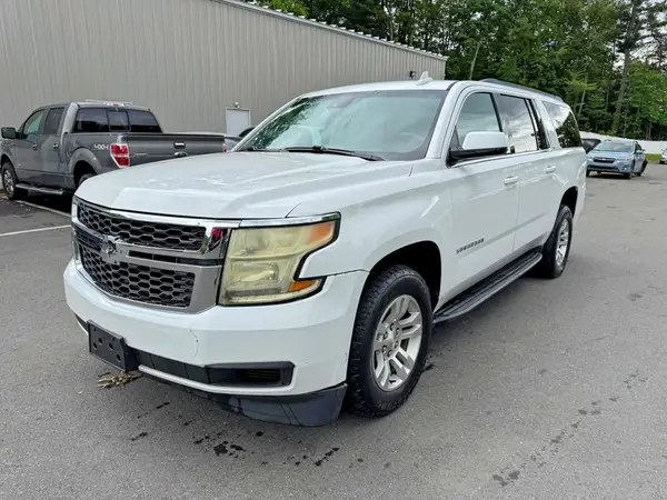 1GNSKHKC1KR273818 2019 CHEVROLET SUBURBAN - Image 1