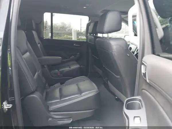 1GNSKHKC1KR276511 2019 CHEVROLET SUBURBAN - Image 8