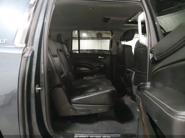 1GNSKHKC1KR388063 2019 CHEVROLET SUBURBAN - Image 8