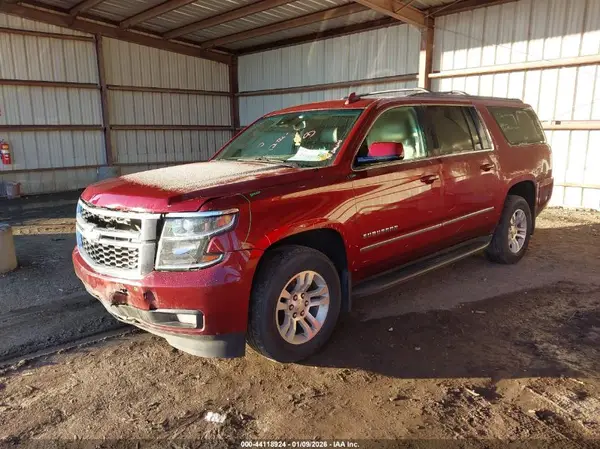 1GNSKHKC2GR266402 2016 CHEVROLET SUBURBAN - Image 2