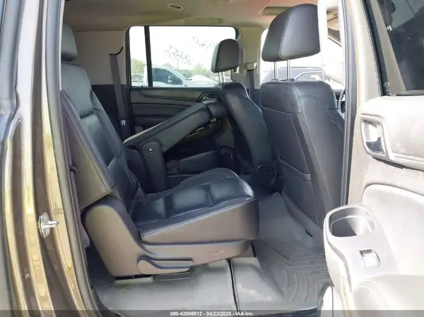 1GNSKHKC2GR289761 2016 CHEVROLET SUBURBAN - Image 8
