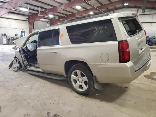 1GNSKHKC2GR467734 2016 CHEVROLET SUBURBAN - Image 2
