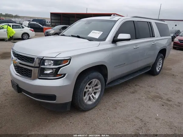 1GNSKHKC2HR159836 2017 CHEVROLET SUBURBAN - Image 2