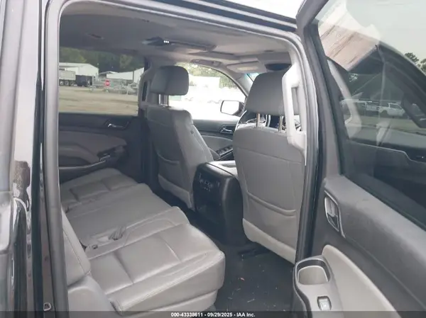 1GNSKHKC2HR232591 2017 CHEVROLET SUBURBAN - Image 8