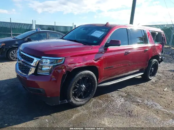 1GNSKHKC2HR236141 2017 CHEVROLET SUBURBAN - Image 2