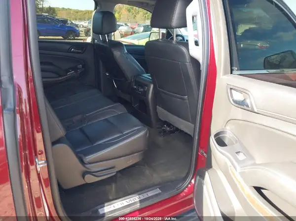 1GNSKHKC2HR236141 2017 CHEVROLET SUBURBAN - Image 8