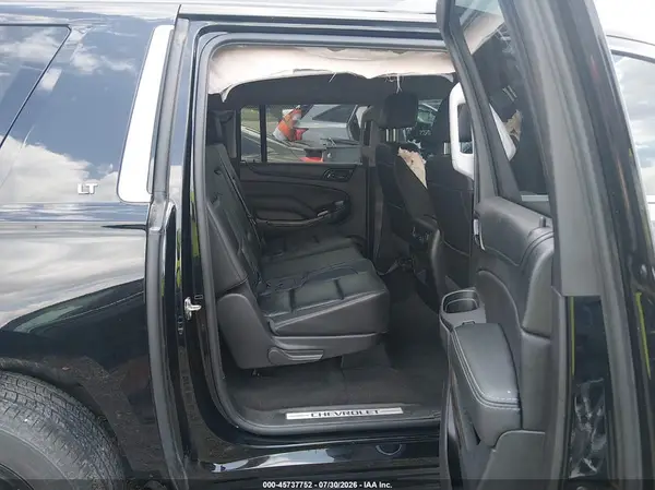 1GNSKHKC2HR271813 2017 CHEVROLET SUBURBAN - Image 8