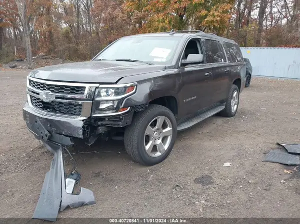 1GNSKHKC2HR291270 2017 CHEVROLET SUBURBAN - Image 2