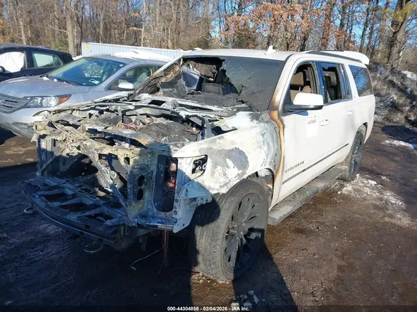 1GNSKHKC2HR317544 2017 CHEVROLET SUBURBAN - Image 2